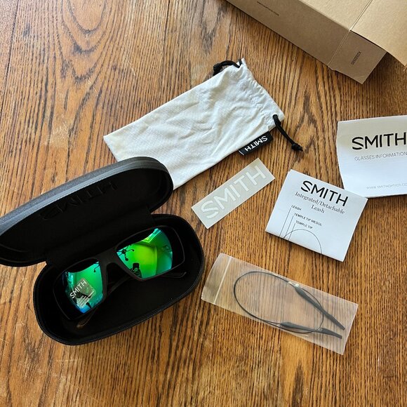Smith Guide's Choice XL with ChromaPop Polarchromic glass lenses - Picture 1 of 6